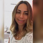Simone, 38 anos, propriet&aacute;ria do Mercado Santa f&eacute;.