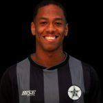 Vitinho, lateral direito do Resende