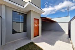 Casa &agrave; venda - 120m&sup2; - Jardim Village