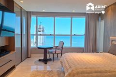 Apartamento para alugar - 280m&sup2; - Meia Praia