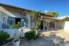 Casa &agrave; venda - 100m&sup2; - 
