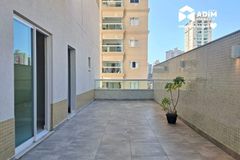 Apartamento para alugar - 135m&sup2; - Meia Praia