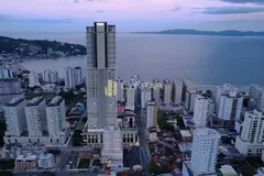 Apartamento &agrave; venda - 165m&sup2; - Centro