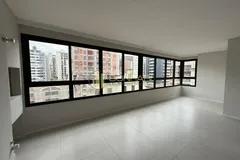Apartamento &agrave; venda - 116m&sup2; - Meia Praia