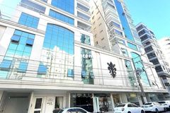 Apartamento &agrave; venda - 128m&sup2; - Meia Praia