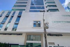 Apartamento &agrave; venda - 190m&sup2; - Meia Praia
