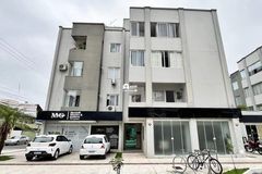 Apartamento para alugar - 75m&sup2; - Centro