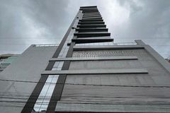 Apartamento &agrave; venda - 161m&sup2; - Meia Praia
