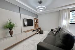 Apartamento &agrave; venda - 118m&sup2; - Meia Praia