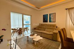 Apartamento &agrave; venda - 101m&sup2; - Meia Praia