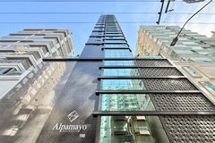 Apartamento &agrave; venda - 160m&sup2; - Meia Praia