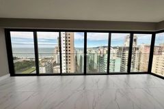 Apartamento &agrave; venda - Meia Praia