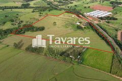 S&iacute;tio &agrave; venda - 167000m&sup2; - Centro