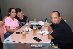 Pra&ccedil;a 1 Chopperia/Restaurante Rio Branco