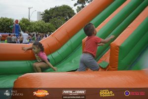 2&ordf; Festa das Crian&ccedil;as dos Com&eacute;rcios do Colina Sul
