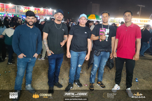 Claudia Leitte no Junin&atilde;o Rodeio Show