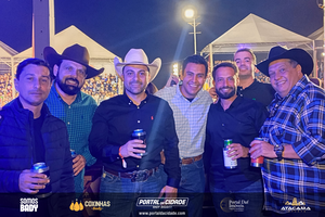 Murilo Huff no Junin&atilde;o Rodeio Show