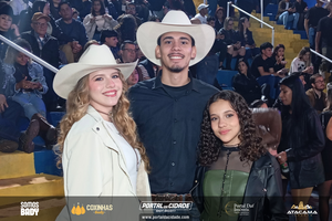 Murilo Huff no Junin&atilde;o Rodeio Show