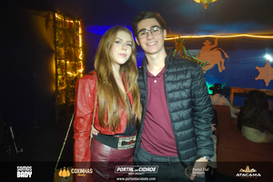 Traia V&eacute;ia no Junin&atilde;o Rodeio Show
