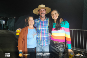 Traia V&eacute;ia no Junin&atilde;o Rodeio Show