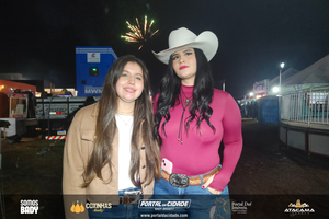 Traia V&eacute;ia no Junin&atilde;o Rodeio Show