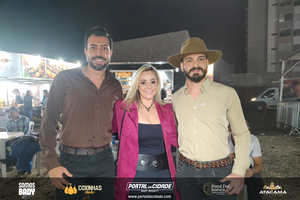 Traia V&eacute;ia no Junin&atilde;o Rodeio Show