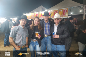 Traia V&eacute;ia no Junin&atilde;o Rodeio Show