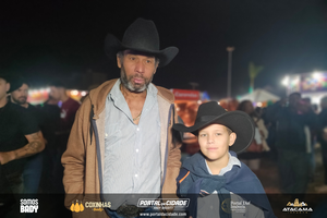 Traia V&eacute;ia no Junin&atilde;o Rodeio Show