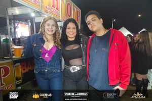 Traia V&eacute;ia no Junin&atilde;o Rodeio Show