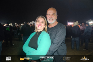 Traia V&eacute;ia no Junin&atilde;o Rodeio Show