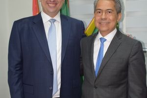 Prof. Dr. Thiago Munaro Garcia &eacute; o mais novo &ldquo;Cidad&atilde;o Bauruense&rdquo; 