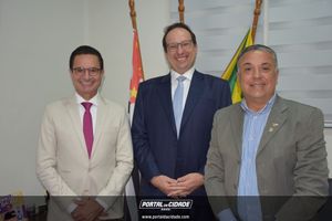 Prof. Dr. Thiago Munaro Garcia &eacute; o mais novo &ldquo;Cidad&atilde;o Bauruense&rdquo; 