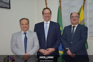 Prof. Dr. Thiago Munaro Garcia &eacute; o mais novo &ldquo;Cidad&atilde;o Bauruense&rdquo; 