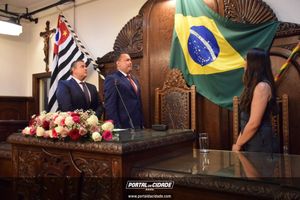 Prof. Dr. Thiago Munaro Garcia &eacute; o mais novo &ldquo;Cidad&atilde;o Bauruense&rdquo; 