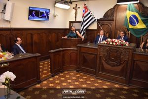 Prof. Dr. Thiago Munaro Garcia &eacute; o mais novo &ldquo;Cidad&atilde;o Bauruense&rdquo; 