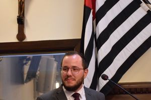 Prof. Dr. Thiago Munaro Garcia &eacute; o mais novo &ldquo;Cidad&atilde;o Bauruense&rdquo; 