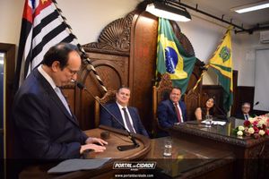 Prof. Dr. Thiago Munaro Garcia &eacute; o mais novo &ldquo;Cidad&atilde;o Bauruense&rdquo; 