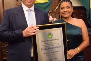 Prof. Dr. Thiago Munaro Garcia &eacute; o mais novo &ldquo;Cidad&atilde;o Bauruense&rdquo; 