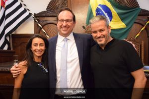 Prof. Dr. Thiago Munaro Garcia &eacute; o mais novo &ldquo;Cidad&atilde;o Bauruense&rdquo; 