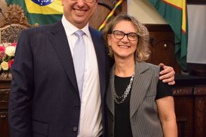 Prof. Dr. Thiago Munaro Garcia &eacute; o mais novo &ldquo;Cidad&atilde;o Bauruense&rdquo; 
