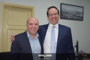 Prof. Dr. Thiago Munaro Garcia &eacute; o mais novo &ldquo;Cidad&atilde;o Bauruense&rdquo; 