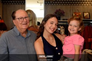 Inaugura&ccedil;&atilde;o da Reuse Fashion em Len&ccedil;&oacute;is Paulista  