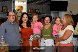 Inaugura&ccedil;&atilde;o da Reuse Fashion em Len&ccedil;&oacute;is Paulista  