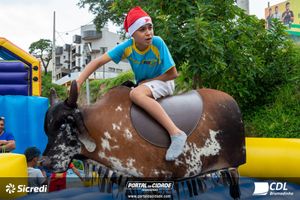 Chegada do Papai Noel CDL Brumadinho