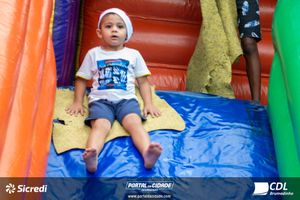 Chegada do Papai Noel CDL Brumadinho