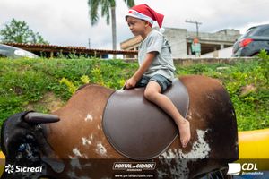 Chegada do Papai Noel CDL Brumadinho