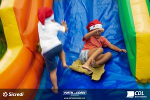 Chegada do Papai Noel CDL Brumadinho