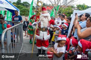 Chegada do Papai Noel CDL Brumadinho