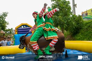 Chegada do Papai Noel CDL Brumadinho