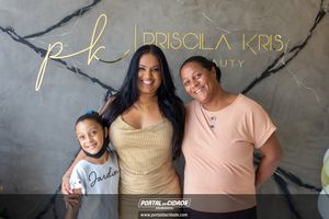Lan&ccedil;amento Linha de Cuidados Priscila Kris